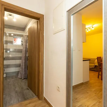 Bulevar With Terrace * זאדאר