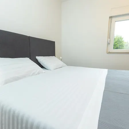 Bulevar With Terrace * Zadar