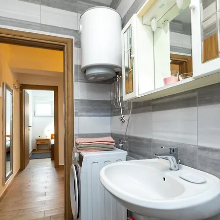 Bulevar With Terrace Apartment Zadar