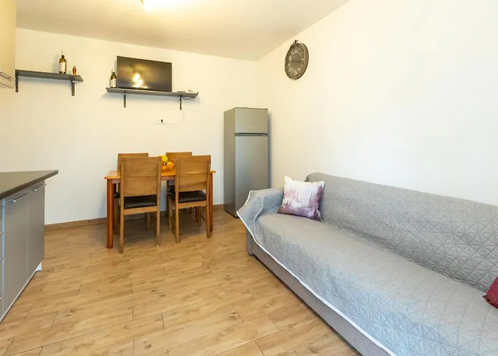 Апартаменты Bulevar With Terrace