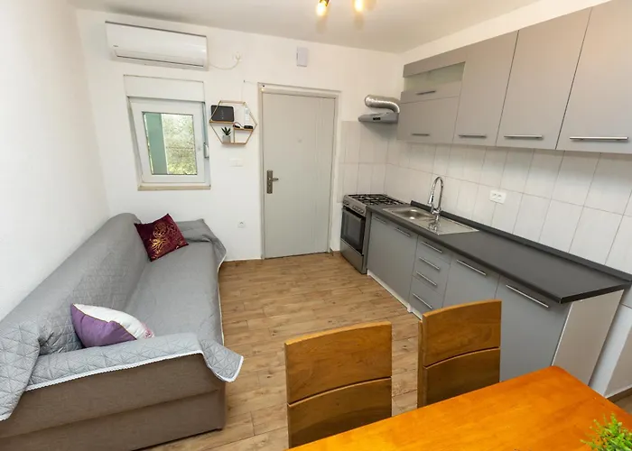 Bulevar With Terrace Задар