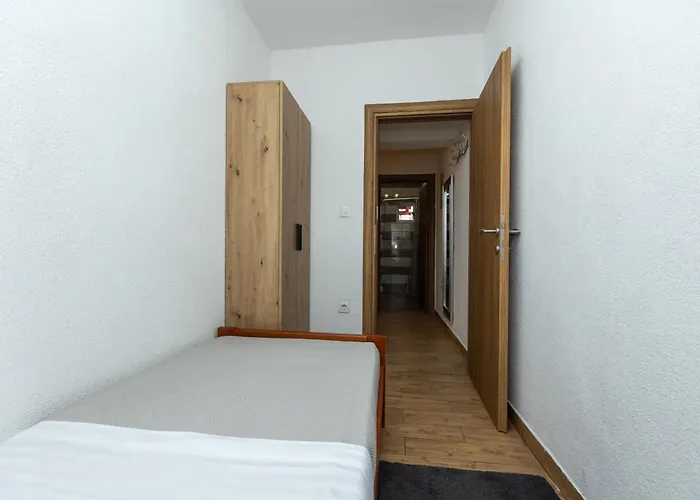 Bulevar With Terrace * Задар